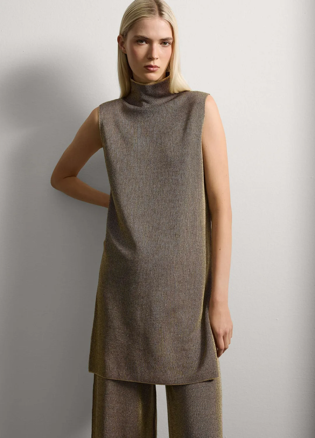 Джемпер S/S Rib Swea Giallo/Nero ЖЕЛТЫЙ/ЧЕРНЫЙ