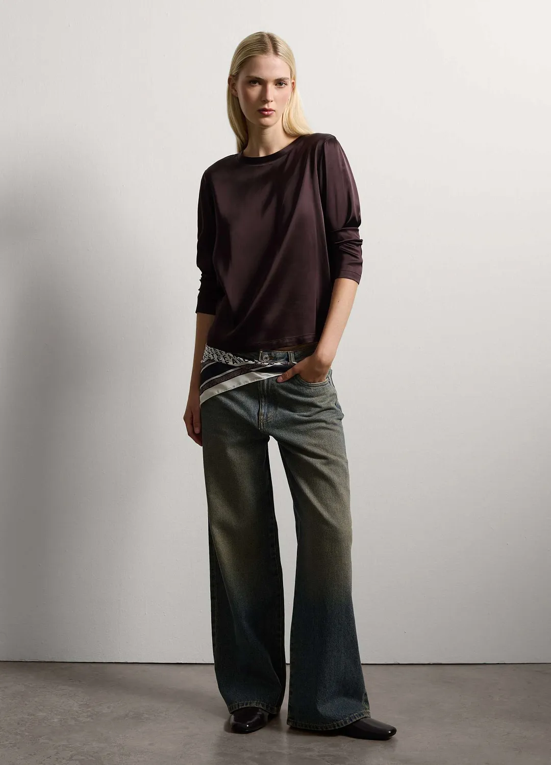 Блузка Satin Tshirt Black Coffee КОФЕЙНЫЙ