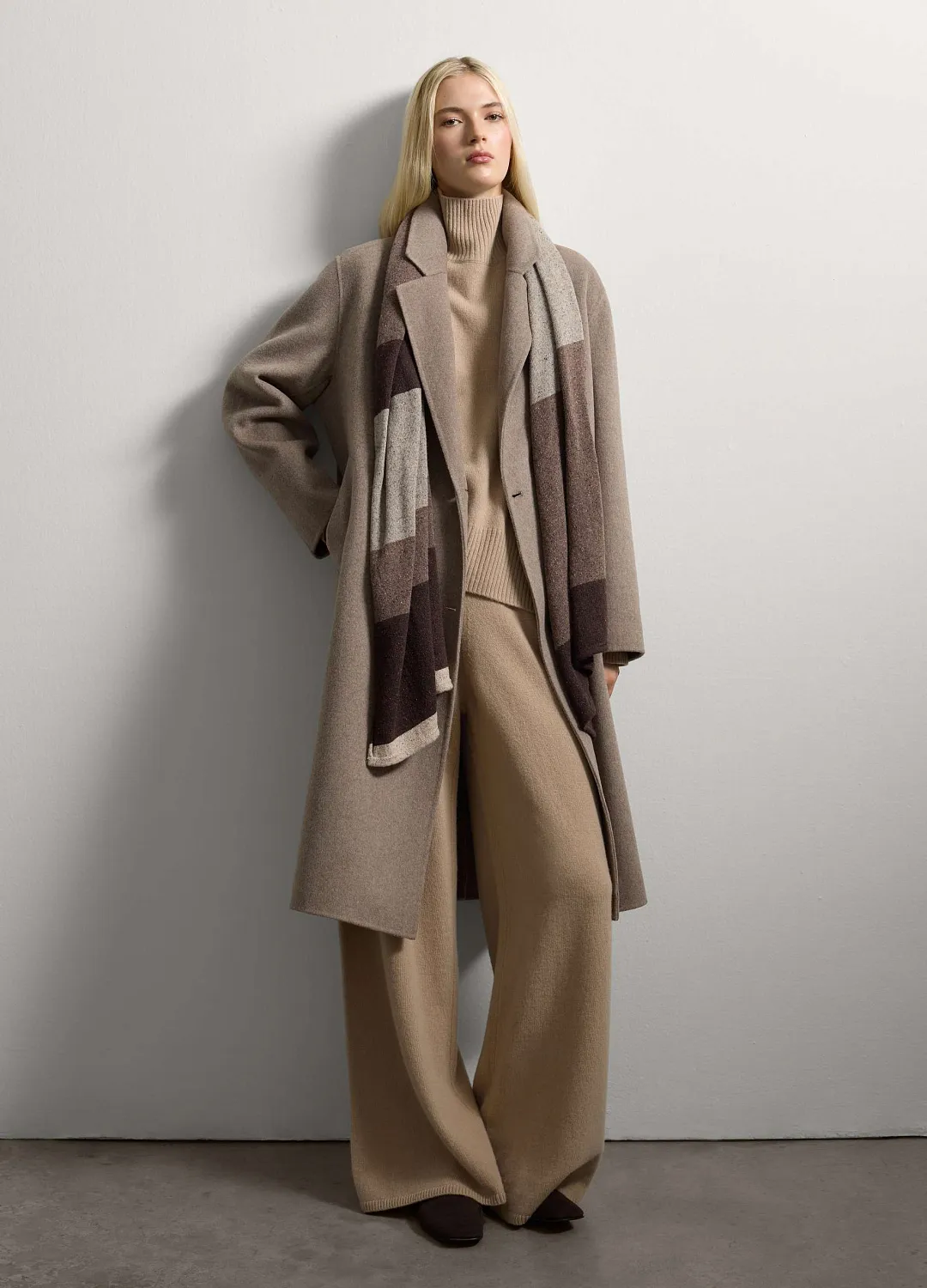 Шарф Stola Mg 100 Brown КОРИЧНЕВЫЙ